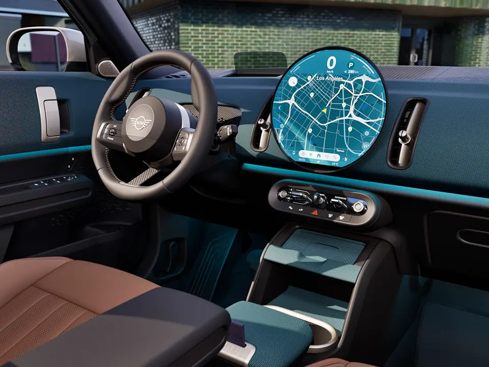 MINI Countryman - interni - plancia con display strumenti del centro oled