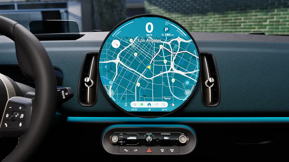 MINI Countryman - interni - display oled con mappa