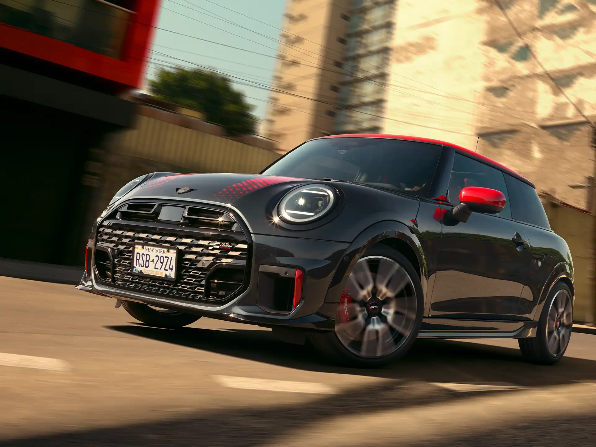 MINI John Cooper Works – J66 JCW vista laterale