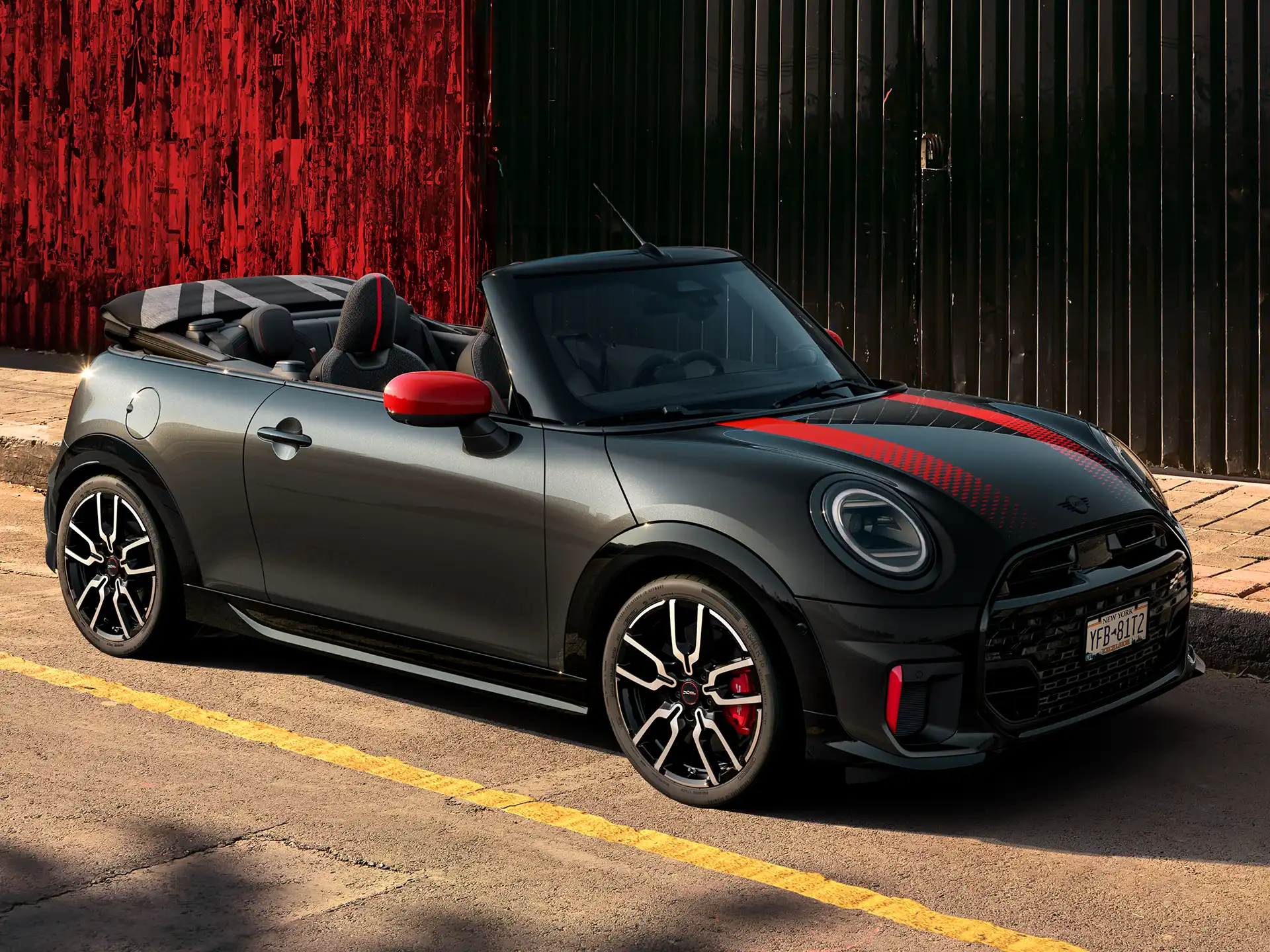 MINI John Cooper Works – J67 JCW vista laterale