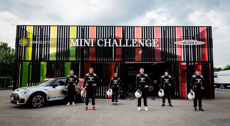 MINI Challenge Academy